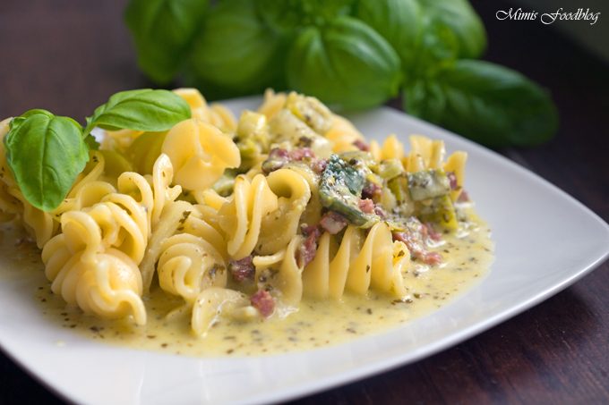 Italienischangehauchte Lauchpfanne