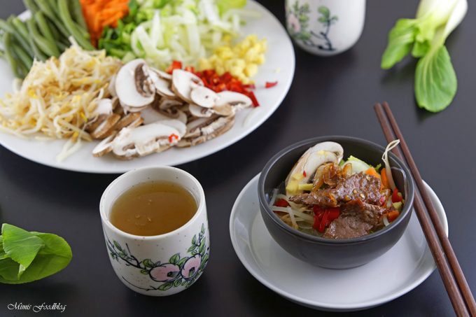 Rindfleisch mit Glasnudeln ~ ein leckeres asiatisches Bowl Rezept