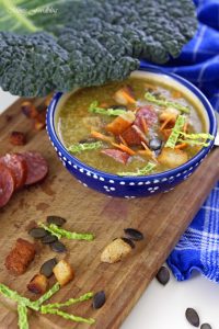 Leichte Wirsingsuppe mit Kürbiskernen und Weißwein eine geschmeidige Suppe zum Bloggeburtstag von Geschmeidige Köstlichkeiten 5