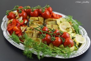 Antipasti Platte vegane Vorspeisenidee für ein geselliges Essen 3