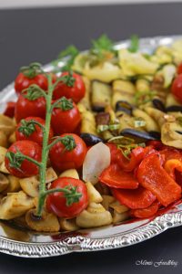 Antipasti Platte vegane Vorspeisenidee für ein geselliges Essen 8