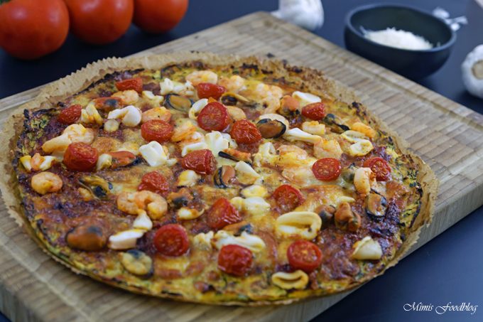 Meeresfrüchte Pizza Low Carb ~ Pizza mit Zucchini-Boden