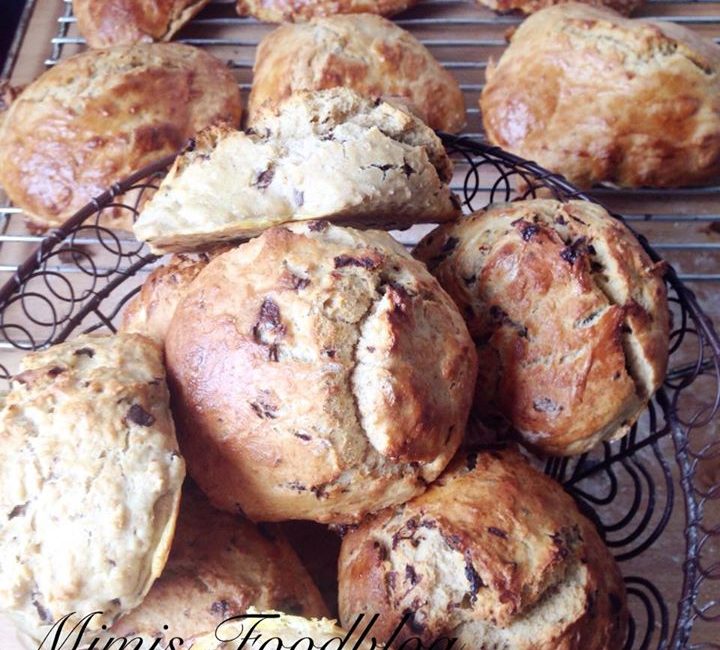 Vollkorn-Milchbrötchen mit Schokostückchen