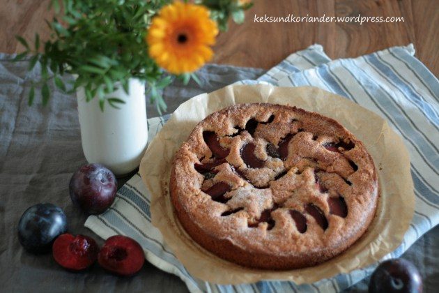 {Gastbeitrag von Keks und Koriander}Pflaumenkuchen mit ganz viel Zimt