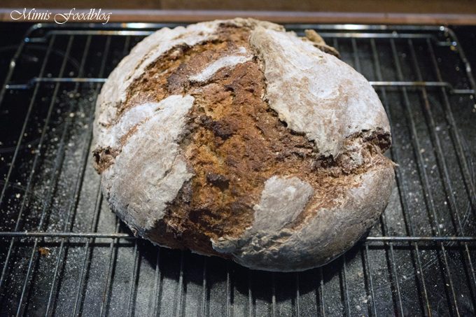 Sesam-Vollkorn-Mischbrot