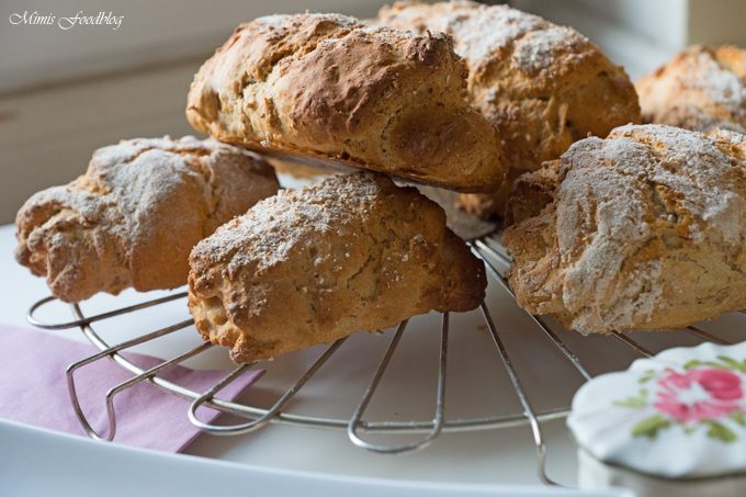 Dinkelbrötchen mit Sauerteig
