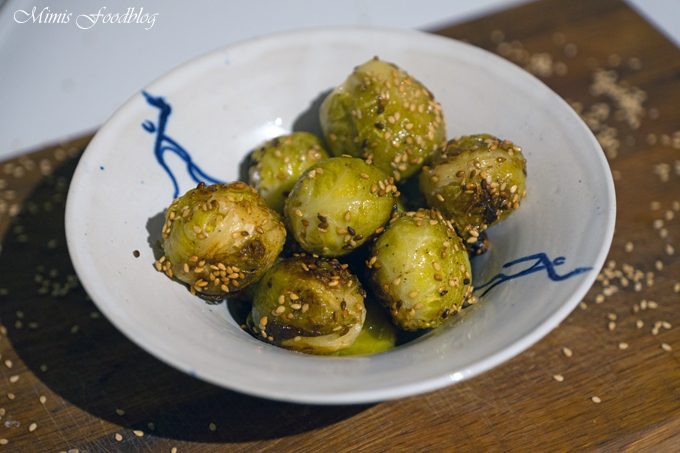 Rosenkohl mit Sesam