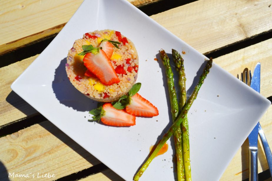 Couscous-Salat an karamellisiertem Spargel