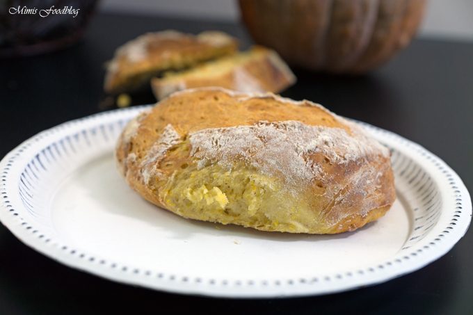 Dinkel-Kürbis Brötchen