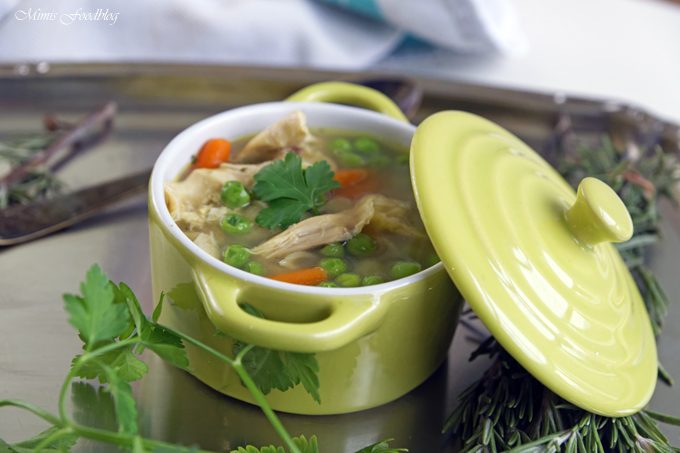 Selbst gemachte Hühnersuppe ~ der Klassiker in jeder Küche