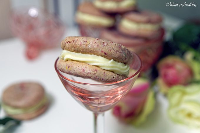 Macarons mit Rosenwasser
