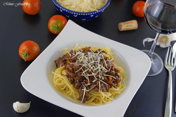 Gewürz-Bolognese mit Rotwein ~ ein Klassiker im würzigen Gewand