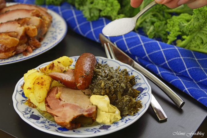 Grünkohl mit karamellisierten Kartoffeln ~ ein typisch norddeutsches Wintergericht