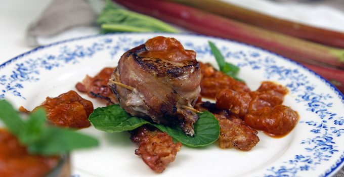 Rhabarber Chutney zu einem Bacon Medaillon eine süß deftige Rhabarber Variation für den Küchenklüngel 2