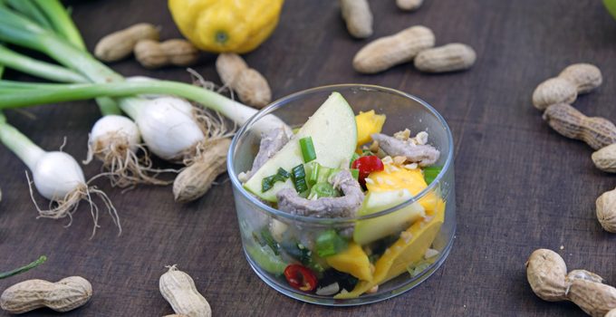 Thailändischer Salat aus grünen Äpfeln und Mangos Yam ma muang eine kulinarische Urlaubsreise 4